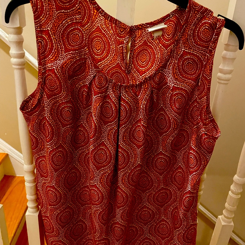 Sleeveless blouse/shell